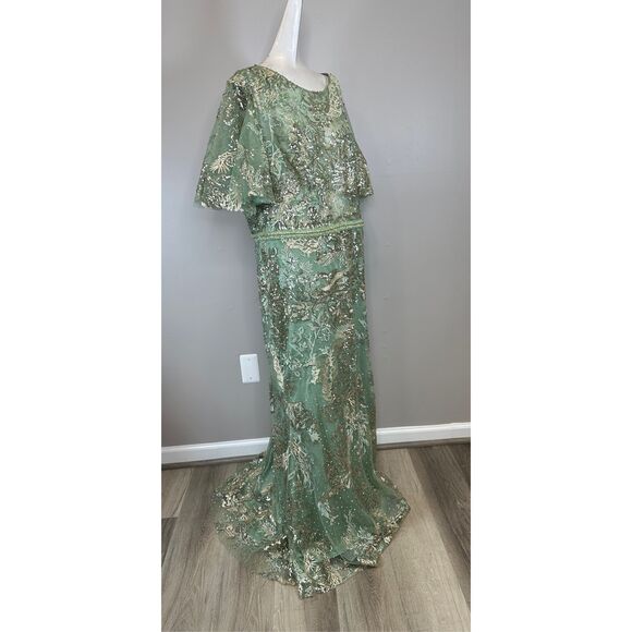 NWT Mac Duggal Women's Embellished Flutter Sleeve High Neck Gown Size US14 $898 - Picture 9 of 10